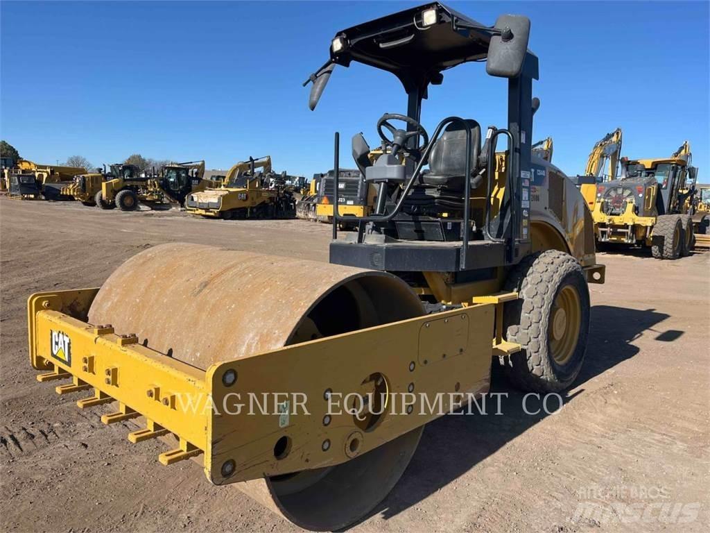 CAT CS44B Jordkompaktorer