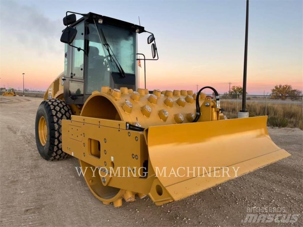 CAT CS56 Asfaltsspridare