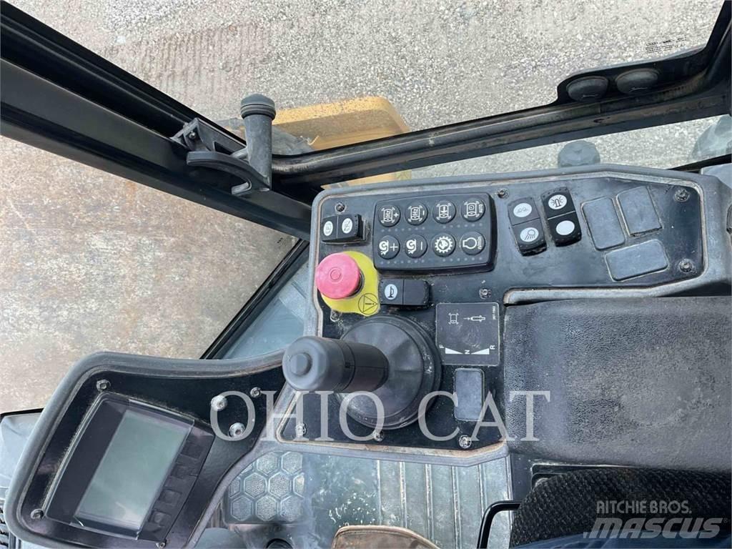 CAT CS56B Kombivältar