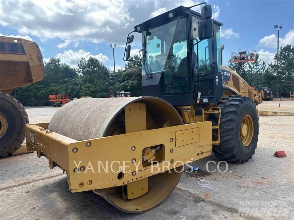 CAT CS56B Jordkompaktorer
