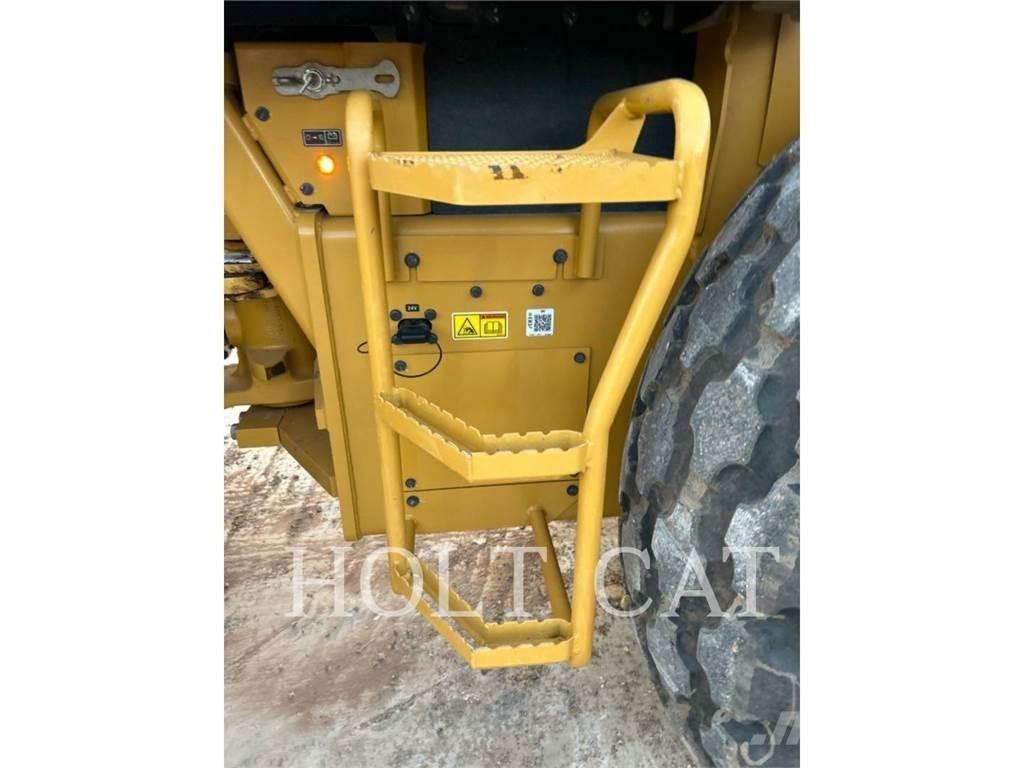 CAT CS56B CAB Envalsvältar