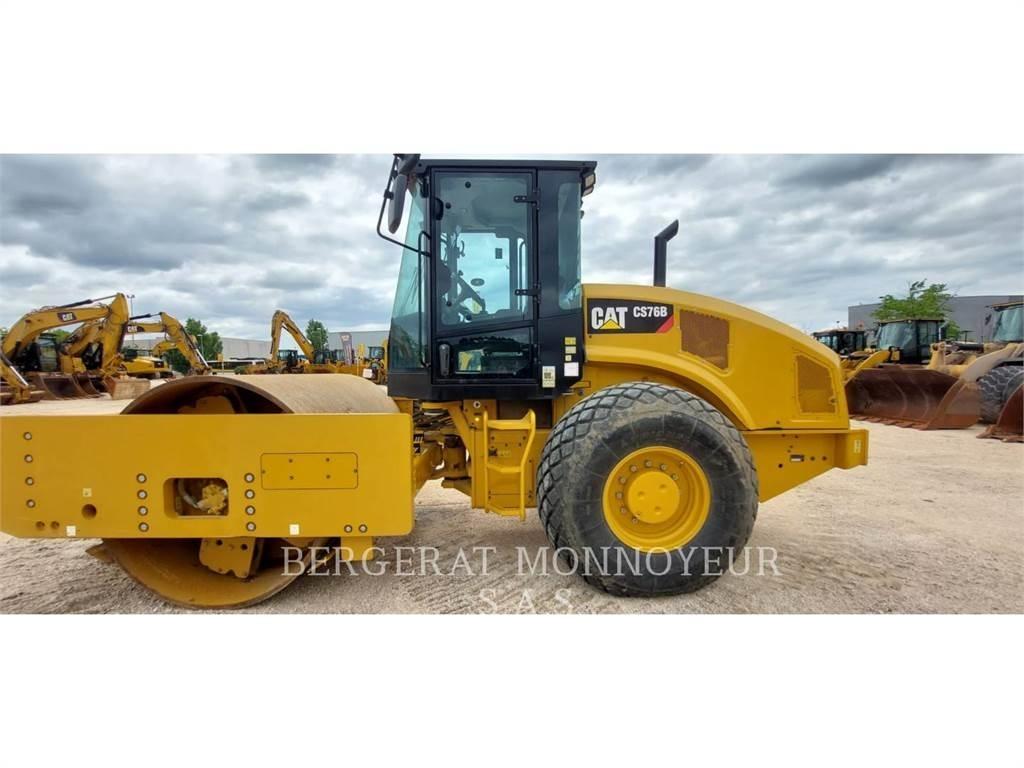 CAT CS76B 4F Jordkompaktorer