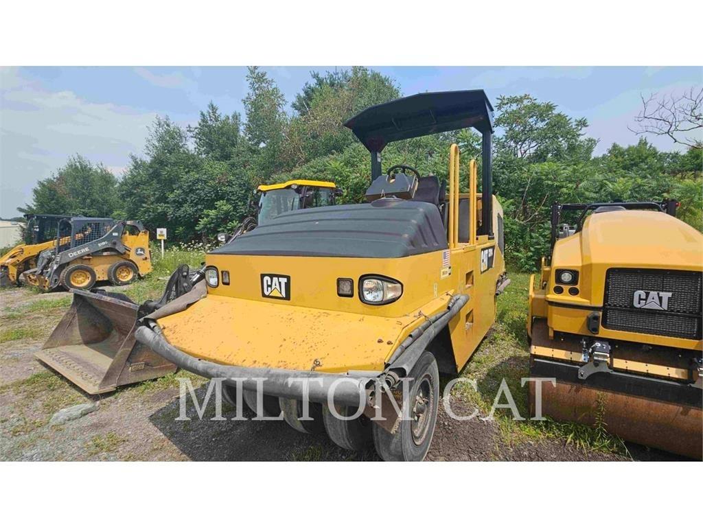 CAT CW14 Pneumatiska Hjulvältar