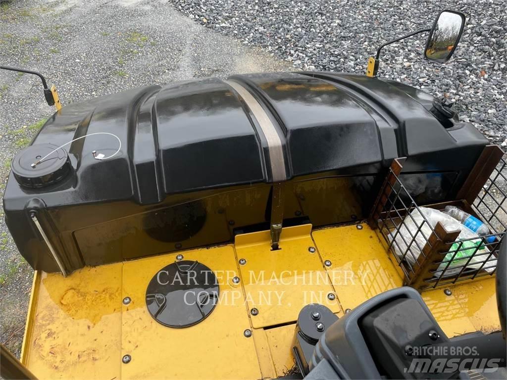 CAT CW16 Jordkompaktorer