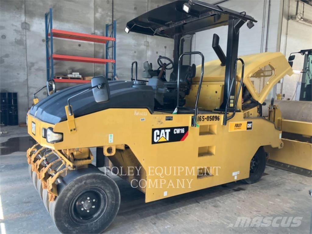 CAT CW16 Jordkompaktorer