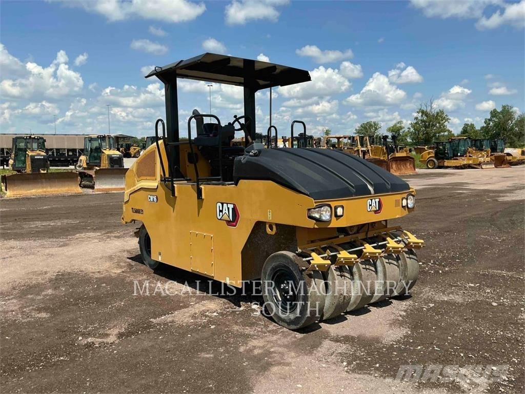 CAT CW16 Pneumatiska Hjulvältar