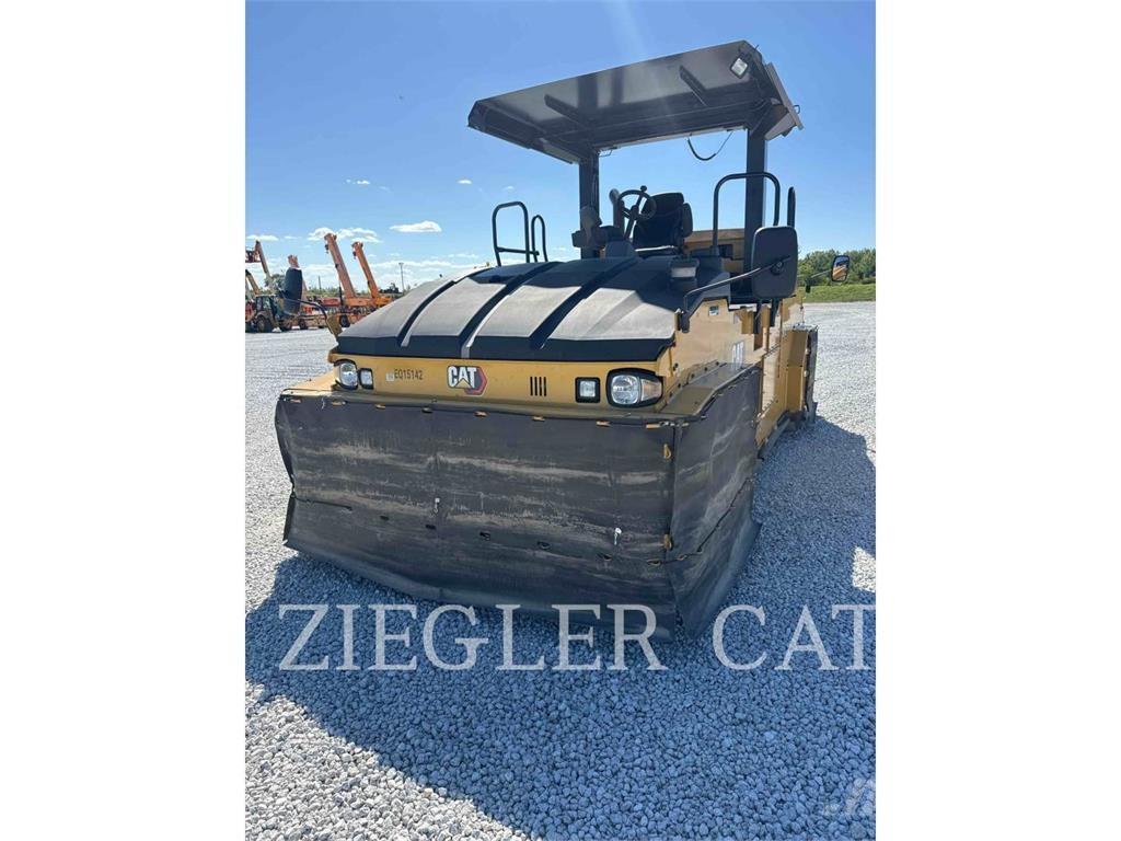 CAT CW34 Pneumatiska Hjulvältar