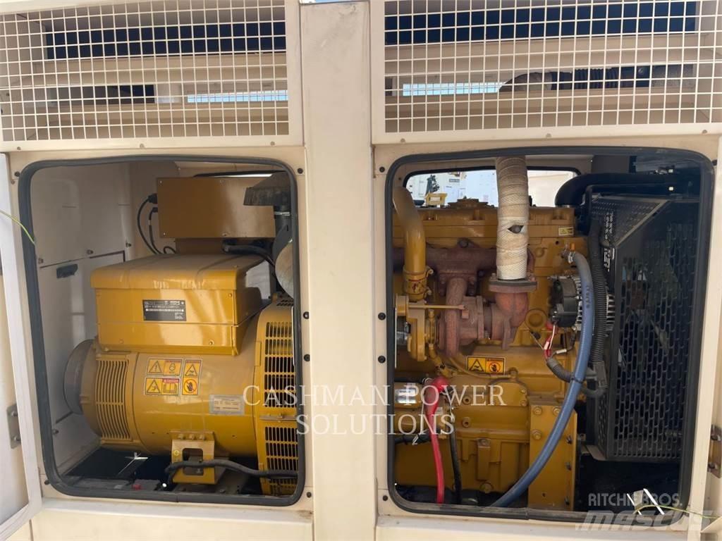 CAT D100 Dieselgeneratorer