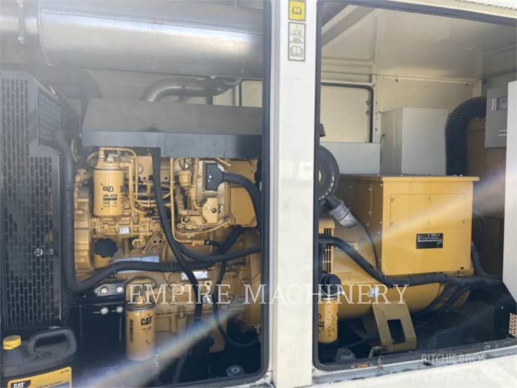CAT D100 Dieselgeneratorer