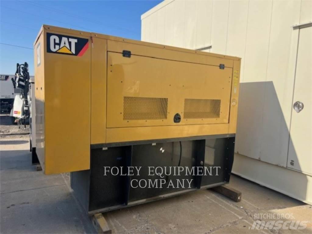 CAT D100 Dieselgeneratorer