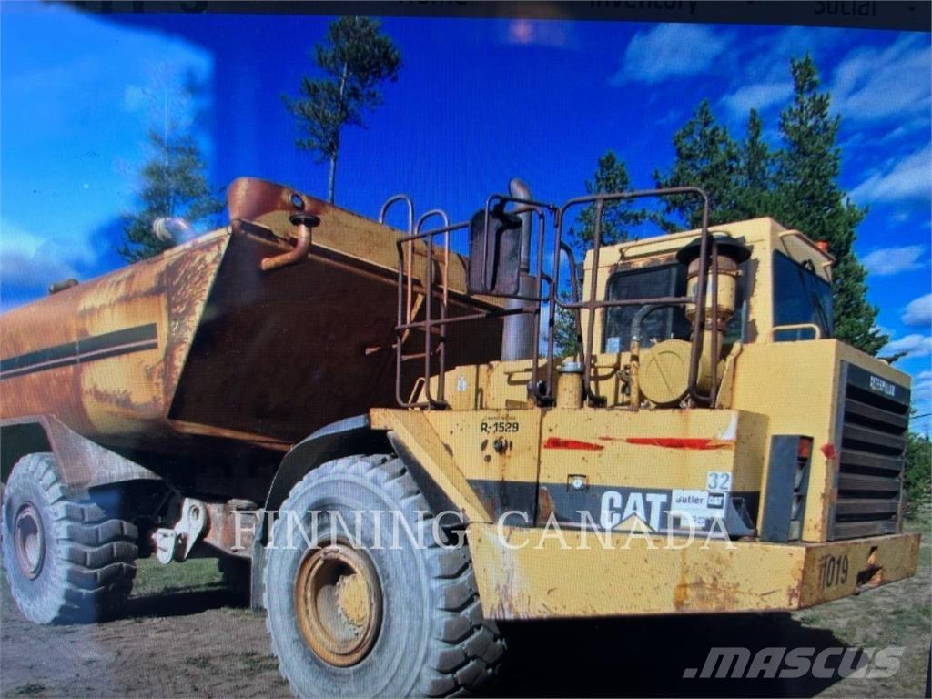 CAT D30D Schaktvagnar