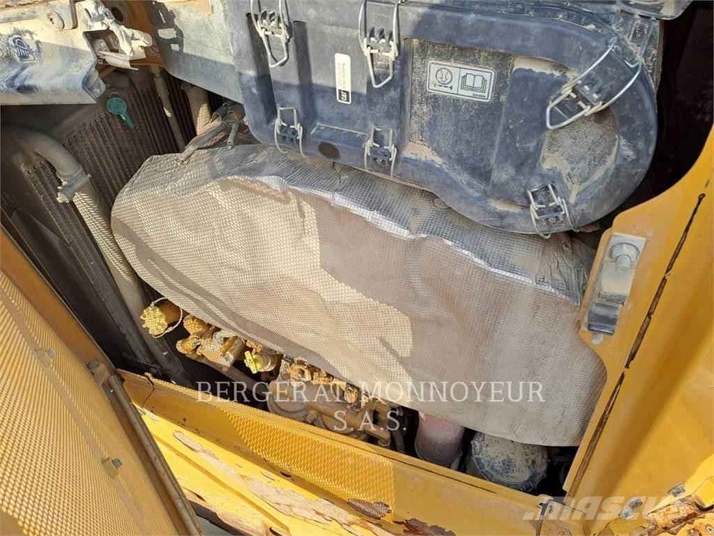 CAT D6 XE Bandschaktare