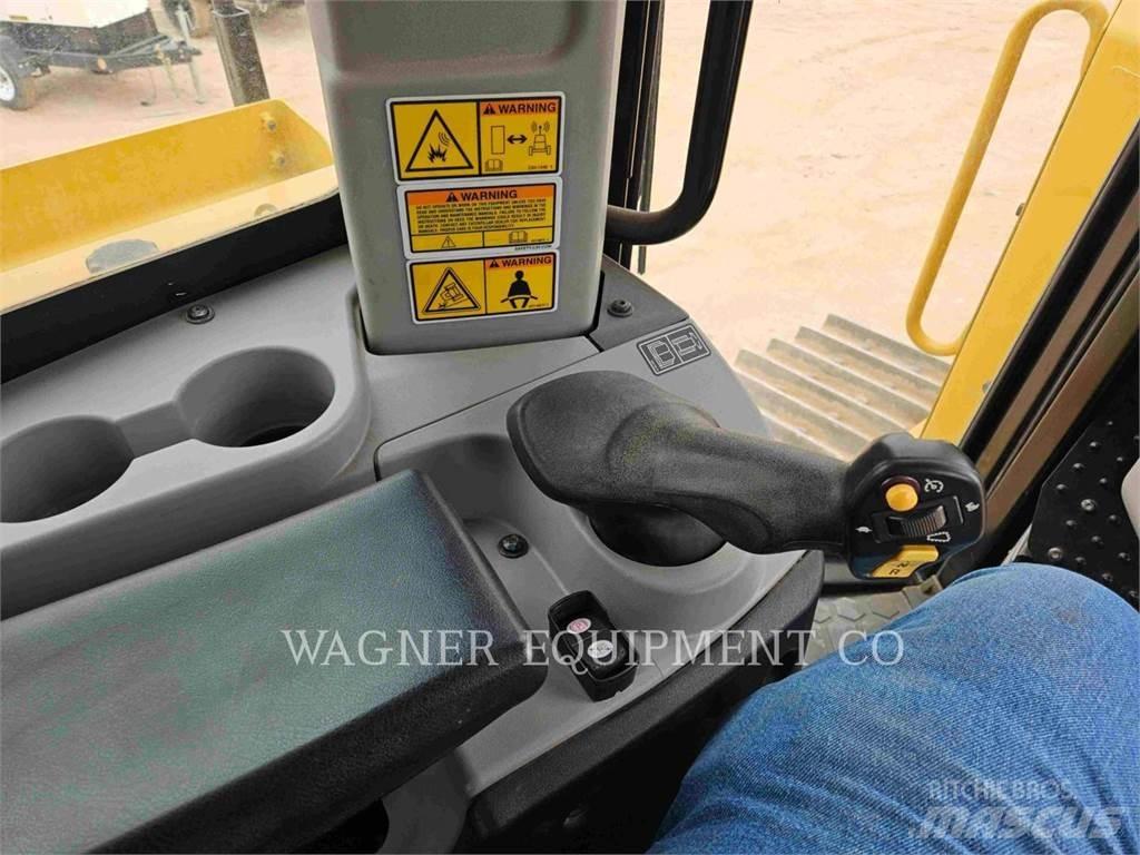 CAT D8T AW Bandschaktare
