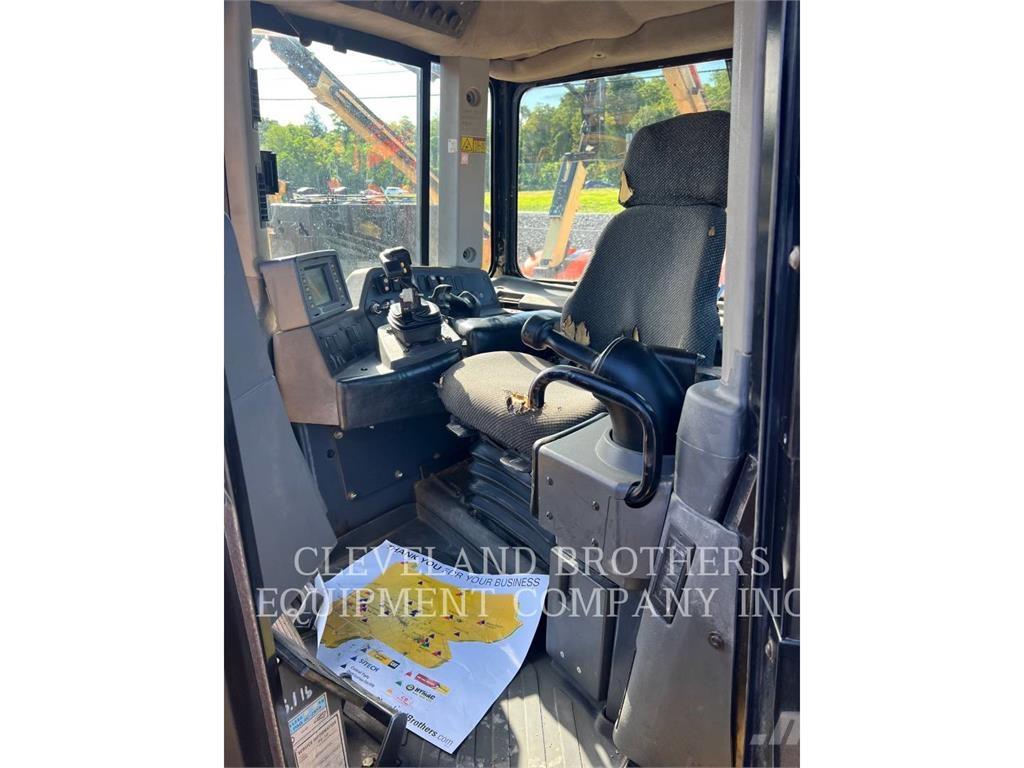 CAT D9T Bandschaktare