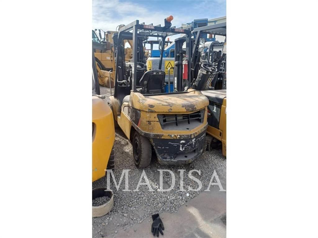 CAT DP30NM5-D Övriga motviktstruckar