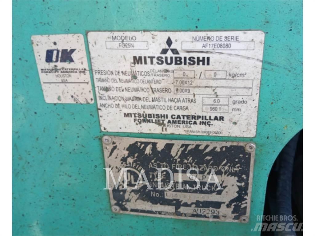 CAT FG25N5-GLE Övriga motviktstruckar