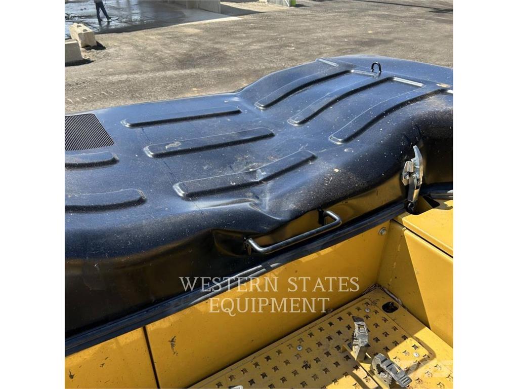 CAT FM538 Skogstraktorer