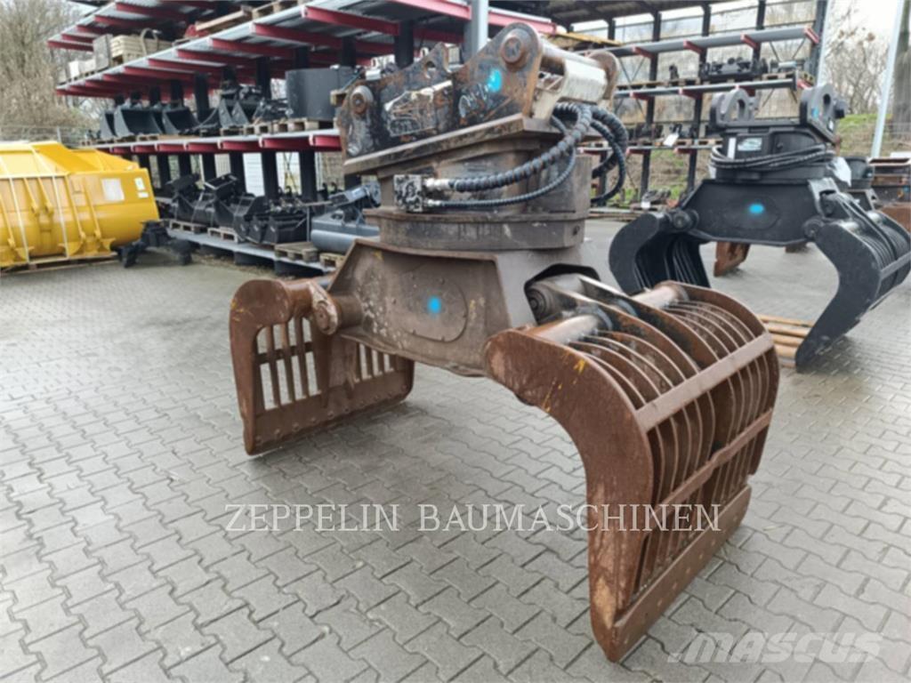 CAT G320B/D Gripar