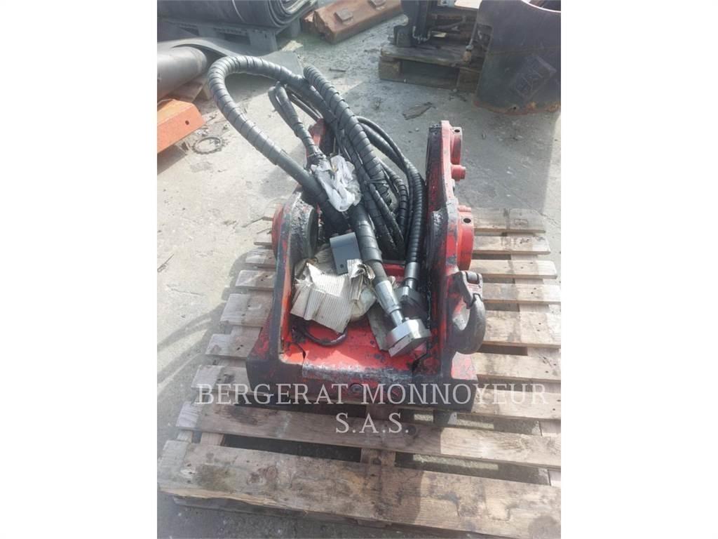 CAT HCS70/55/582-9886 Redskapsfäste/ adaptrar