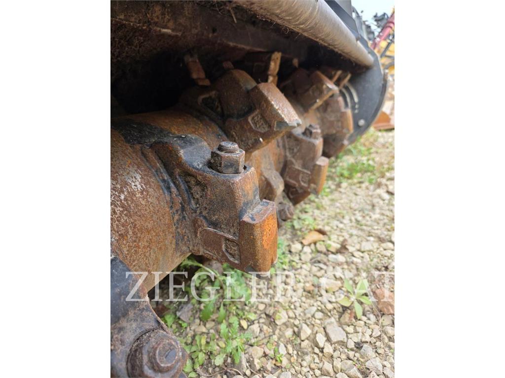 CAT HM418 Skogsfräsar