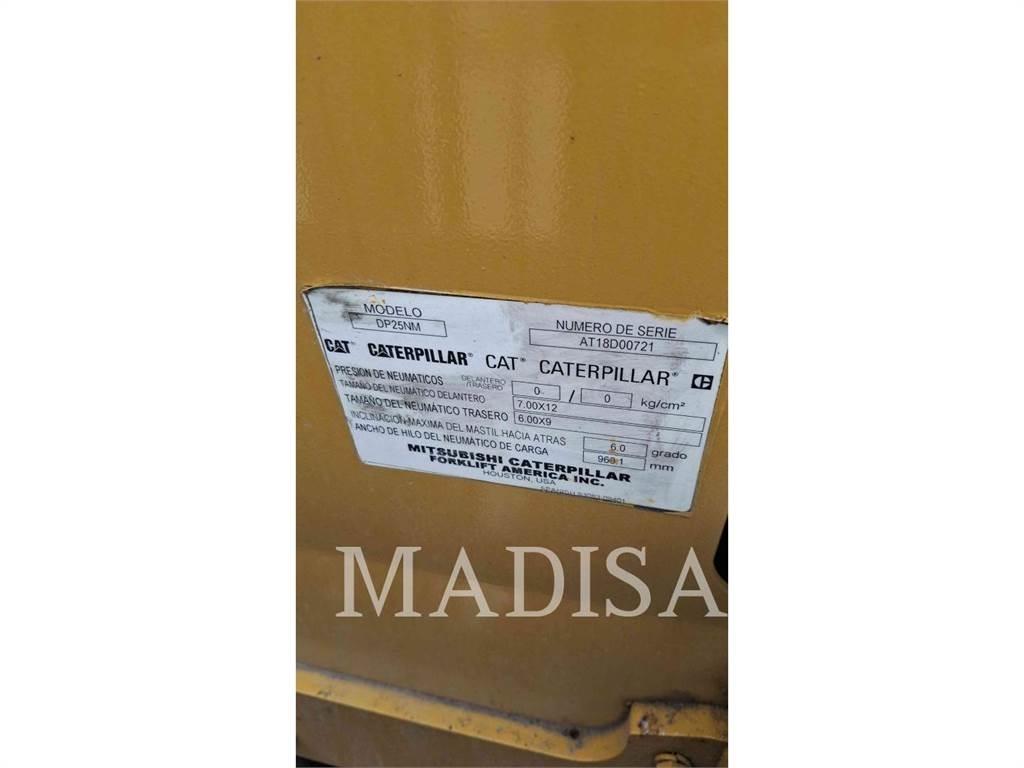 CAT LIFT TRUCKS DP25NM5 Dieselmotviktstruckar