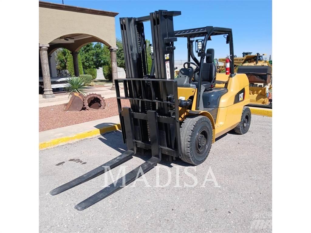 CAT LIFT TRUCKS DP50NM1 Dieselmotviktstruckar