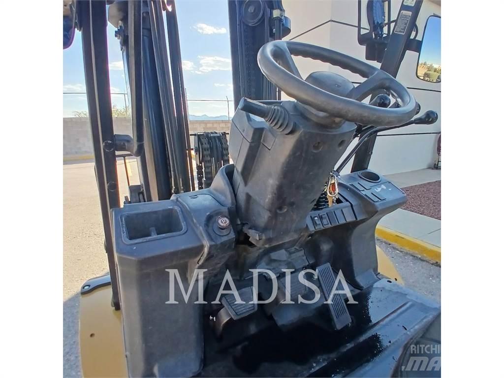 CAT LIFT TRUCKS DP50NM1 Dieselmotviktstruckar