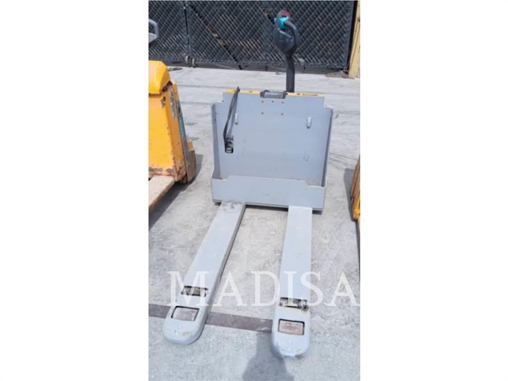 CAT LIFT TRUCKS EJE120E Lunnare