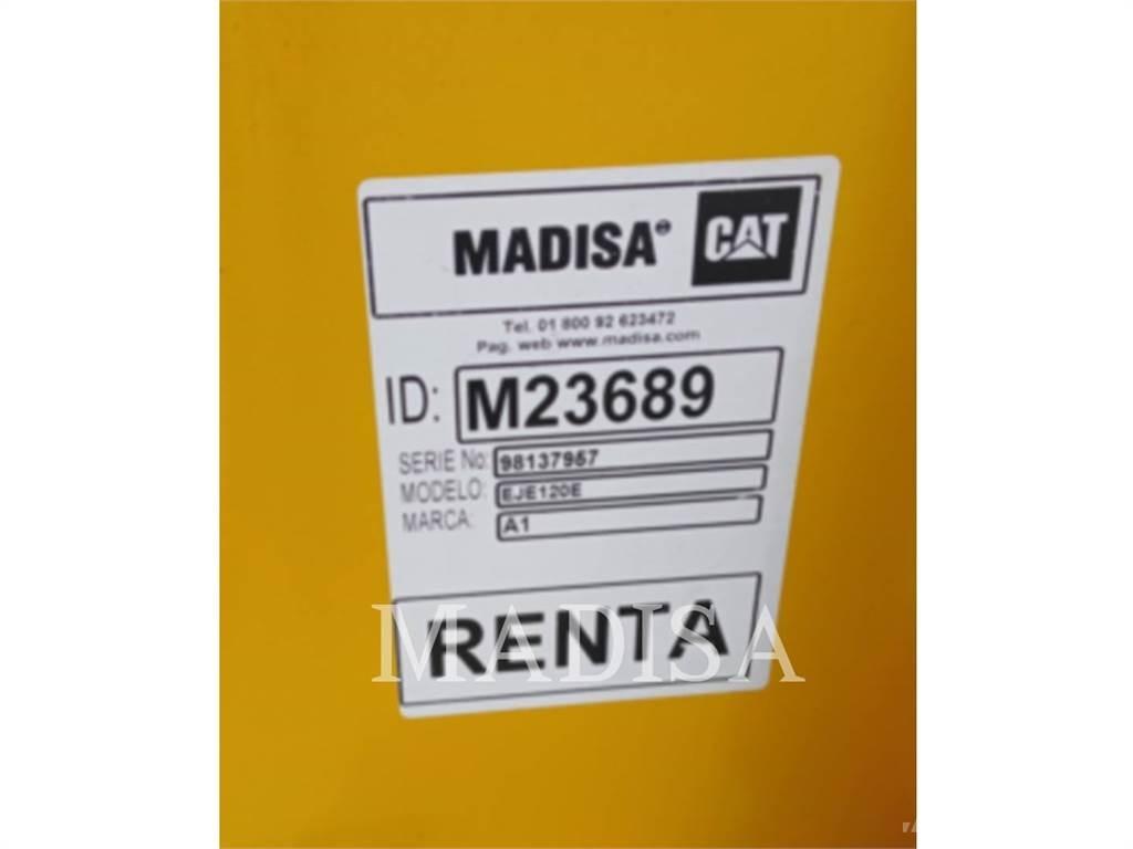 CAT LIFT TRUCKS EJE120E Lunnare