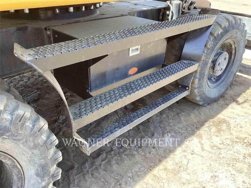 CAT M318F Hjulgrävare