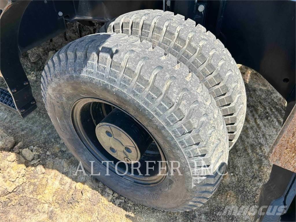 CAT M320F Hjulgrävare