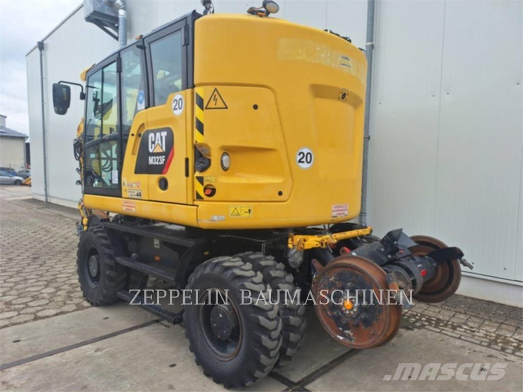 CAT M323F Hjulgrävare
