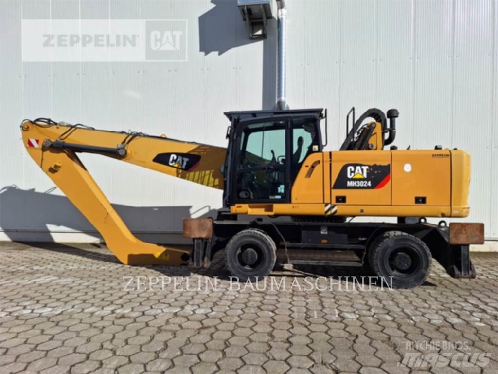 CAT MH3024 Rivningsgrävare
