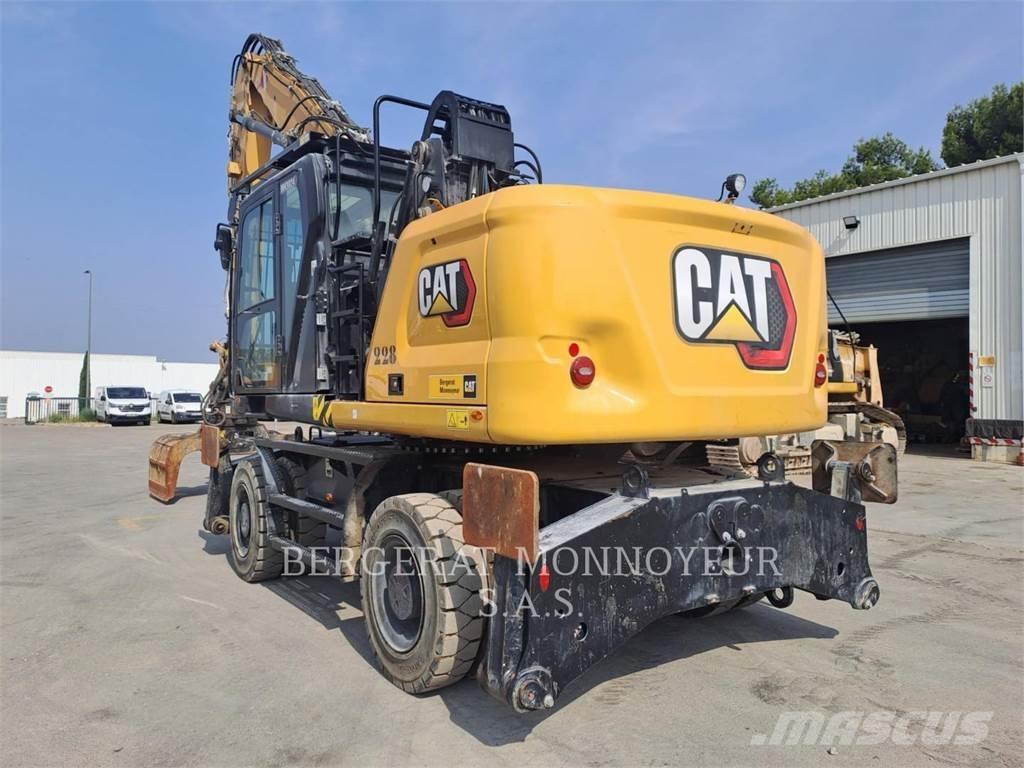 CAT MH3024 Hjulgrävare