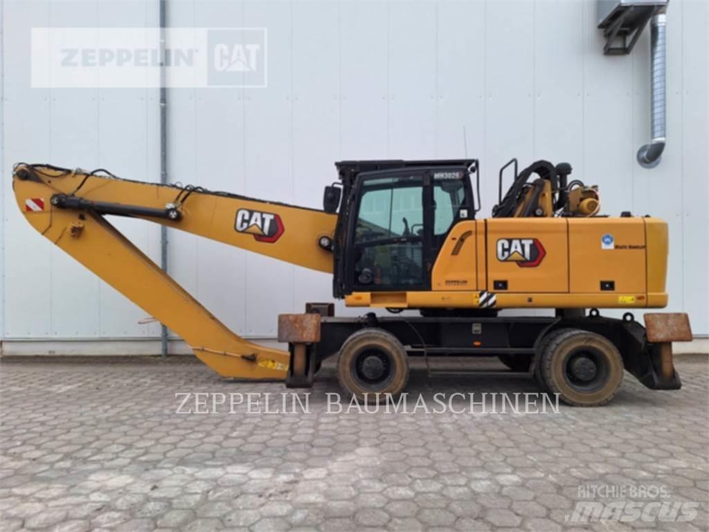 CAT MH3026-06C Rivningsgrävare