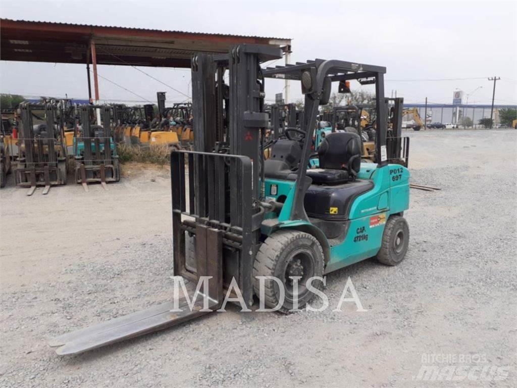 CAT MITSUBISHI FD30NM5 Övriga motviktstruckar
