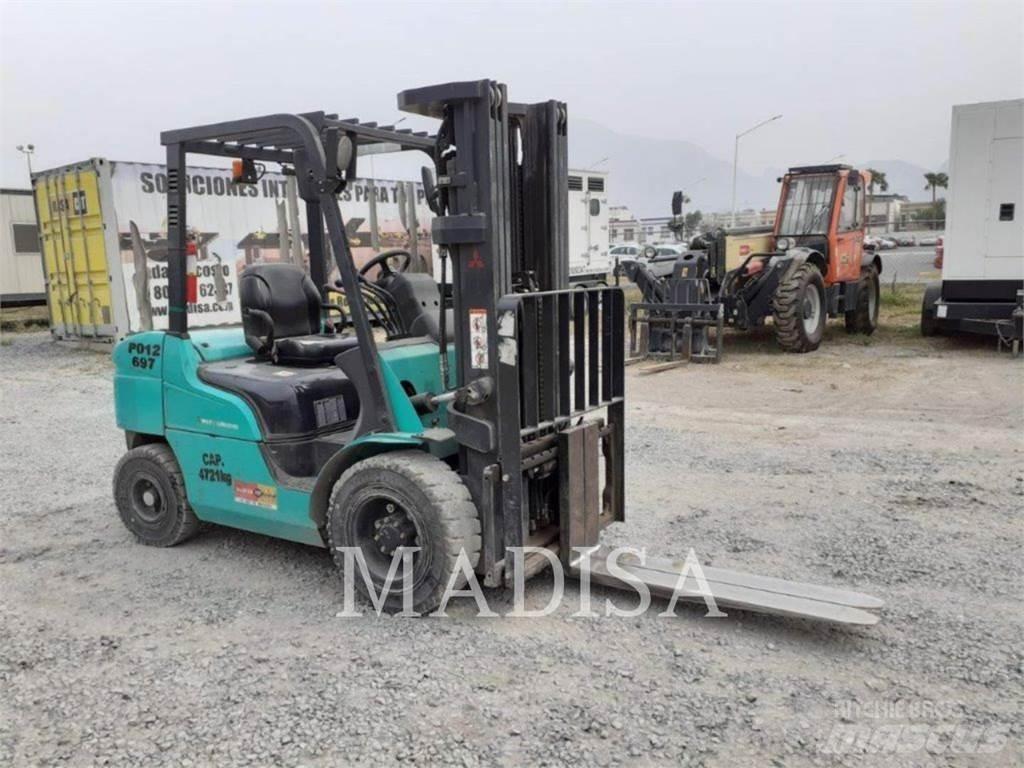 CAT MITSUBISHI FD30NM5 Övriga motviktstruckar