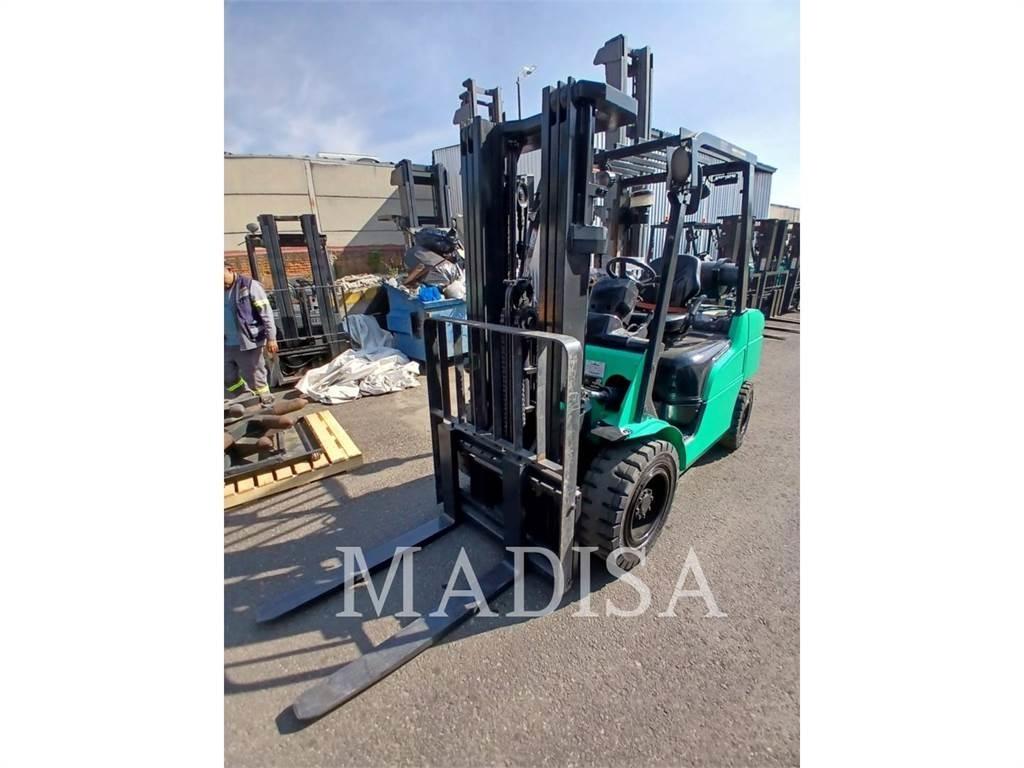 CAT MITSUBISHI FG30N-LP Övriga motviktstruckar