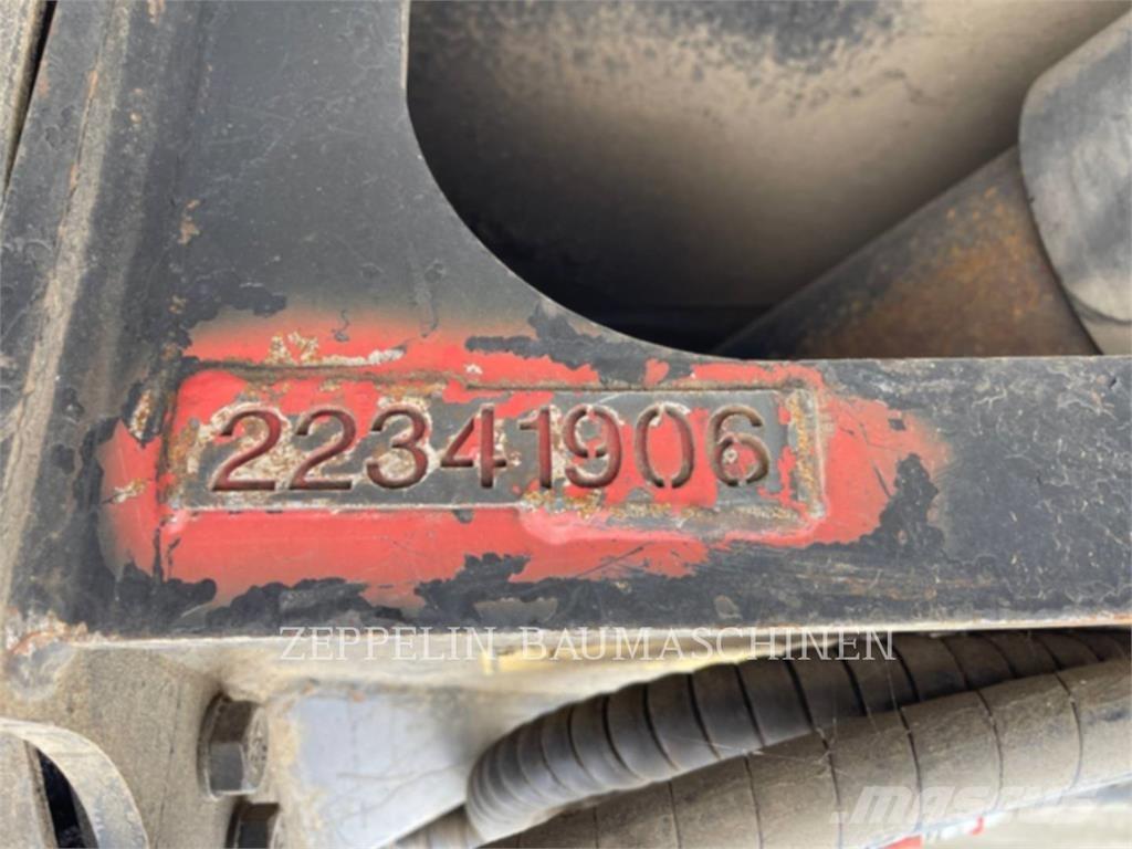 CAT MP318 Krossar för Entreprenad
