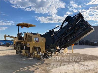 CAT PM312-02 Asfaltsläggningsmaskiner