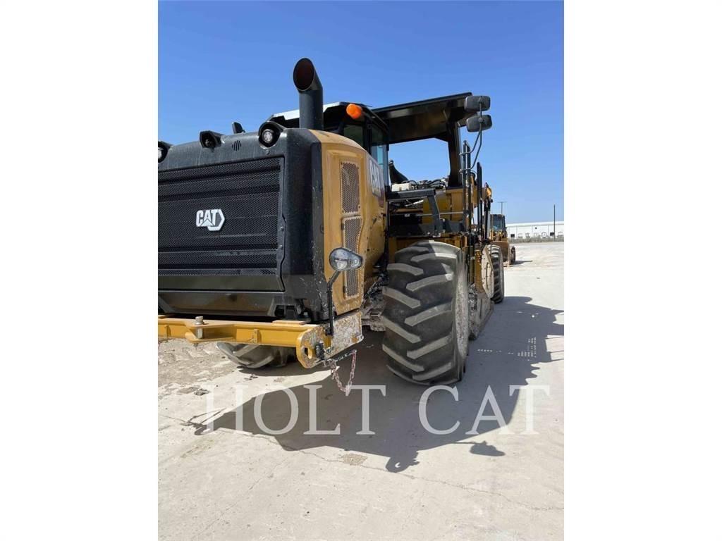 CAT RM400 CAB Återvinningsmaskiner för asfalt