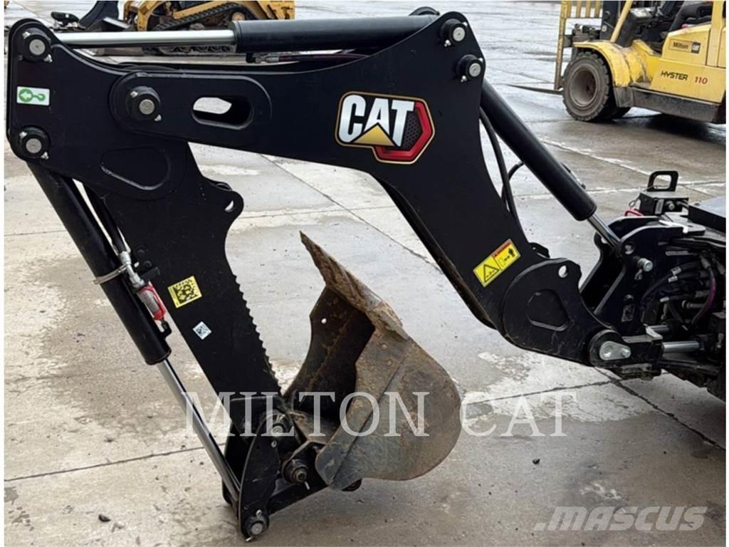 CAT SSL BH130 BACKHOE Grävutrustning