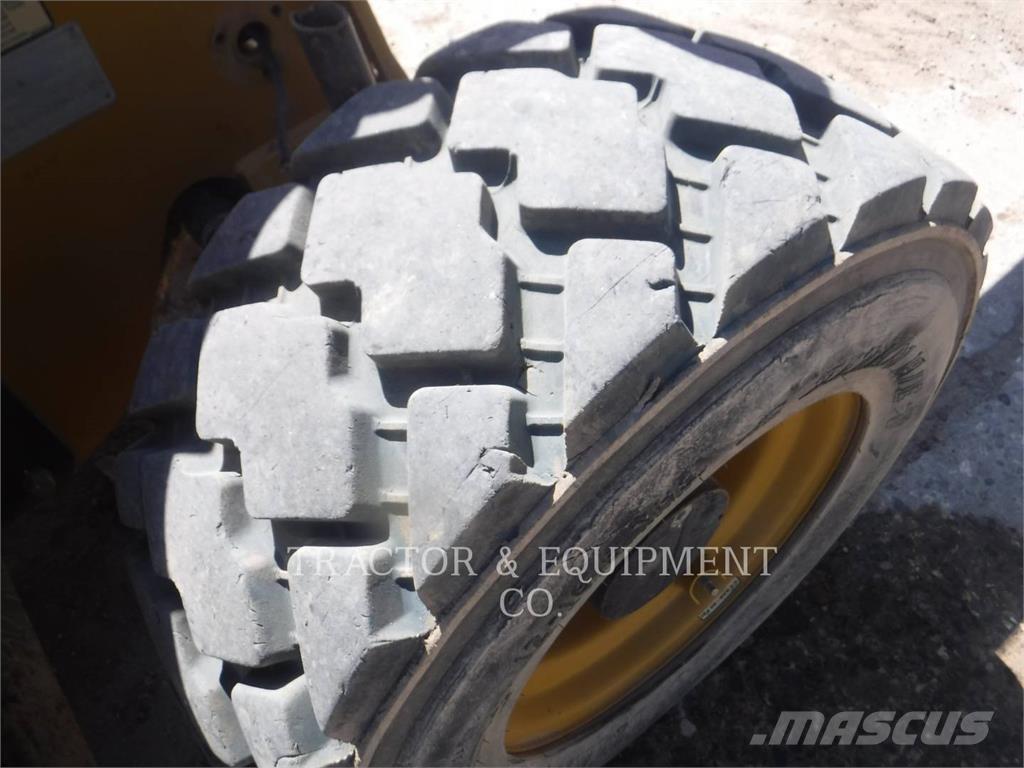 CAT TH255 Teleskoplastare