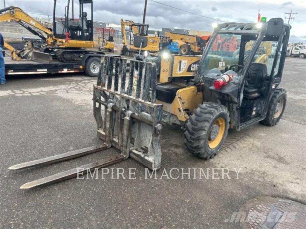 CAT TH255C Teleskoplastare