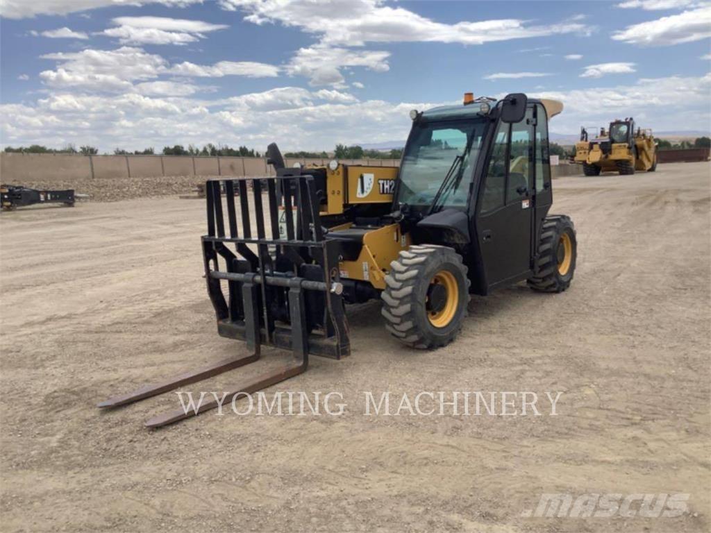 CAT TH255C Teleskoplastare
