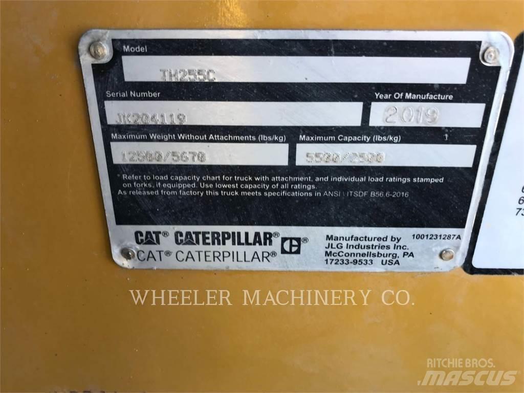 CAT TH255C CB Teleskoplastare