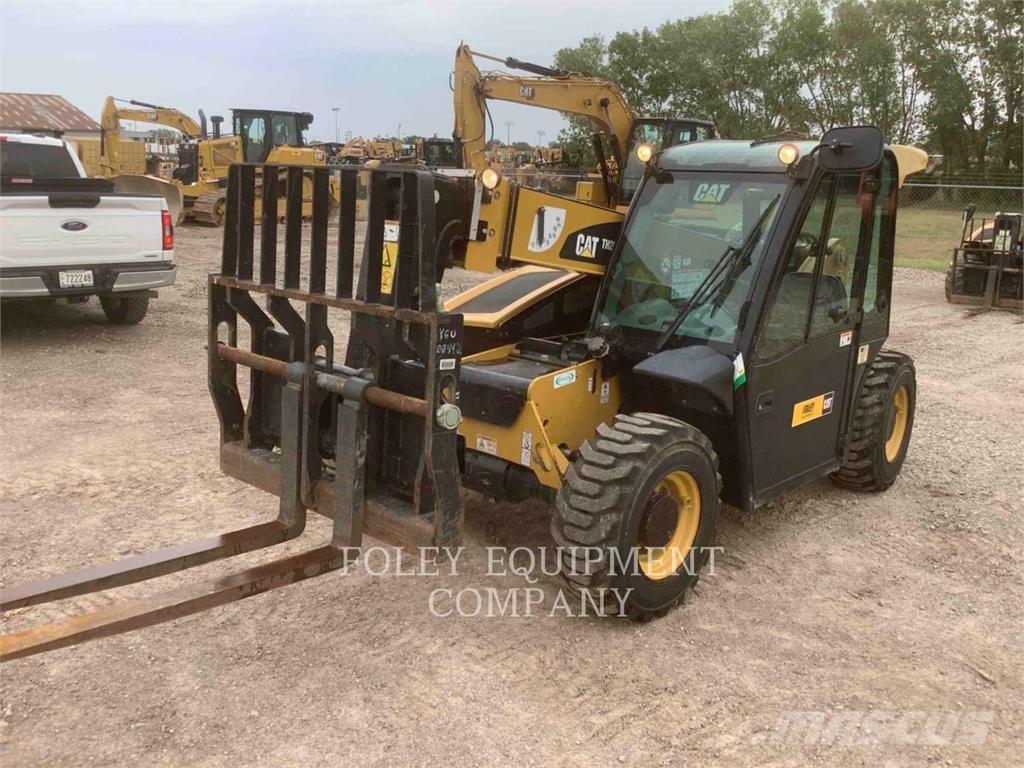 CAT TH255CC Teleskoplastare
