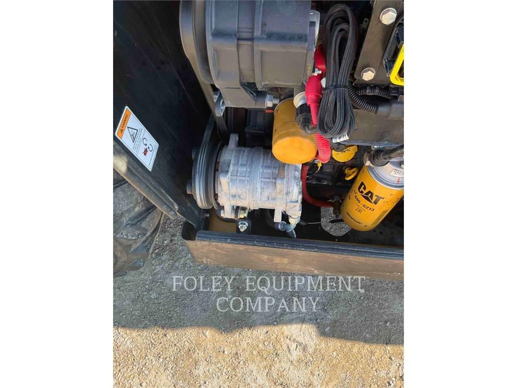 CAT TH255CC Teleskoplastare