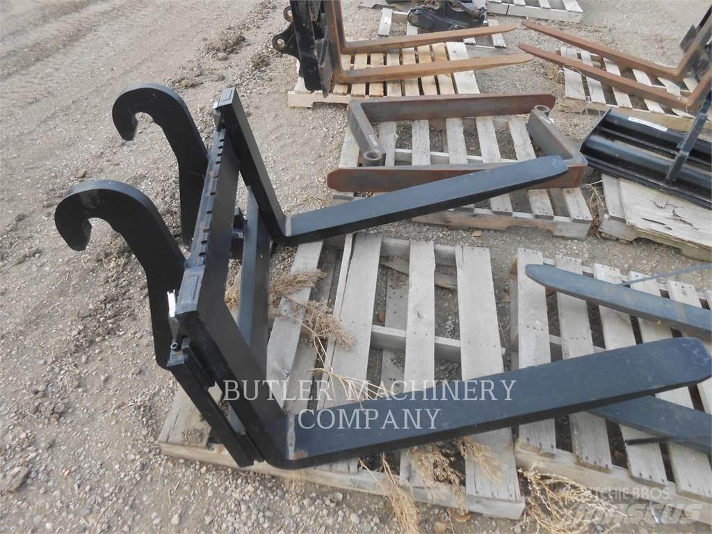 CAT TH408 FORKS Pallgafflar