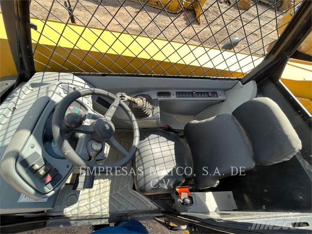 CAT TH460B Teleskoplastare